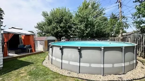 Exterior - 30815 Crescent Dr, Willowick, OH 44095 photo 4 of 4