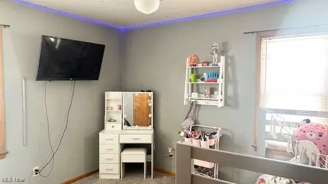 Bedroom - 30815 Crescent Dr, Willowick, OH 44095 photo 3 of 6