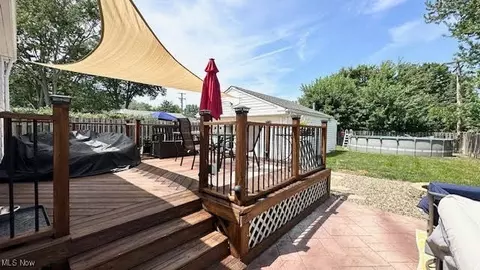 Exterior - 30815 Crescent Dr, Willowick, OH 44095 photo 3 of 4