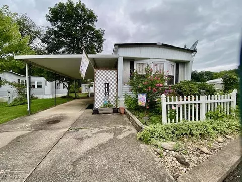 112 Lakeside Way SW, Warren, OH 44481