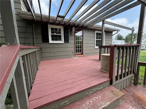 Exterior - 72450 Colerain Rd, Dillonvale, OH 43917 photo 5 of 13