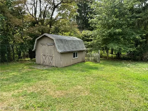 Exterior - 72450 Colerain Rd, Dillonvale, OH 43917 photo 9 of 13