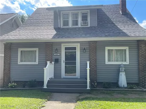 1621 Saint Clair Ave, East Liverpool, OH 43920