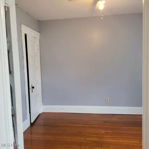 328 E 222nd St, Euclid, OH 44123 photo 9
