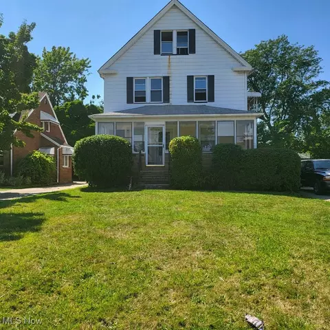 328 E 222nd St, Euclid, OH 44123