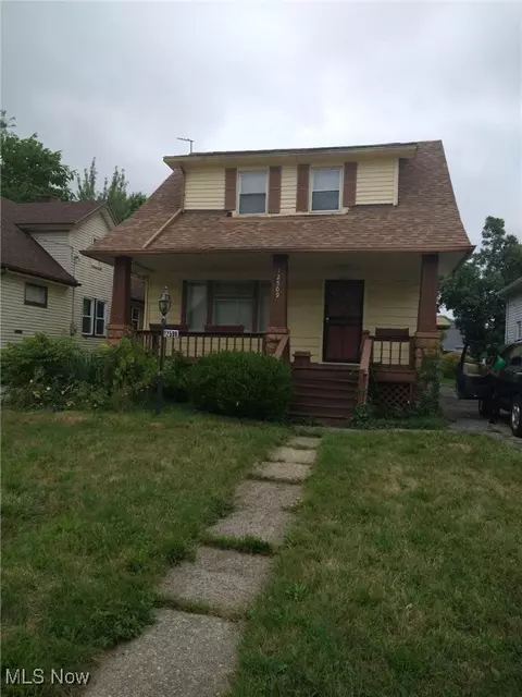 12509 Farringdon Ave, Cleveland, OH 44105