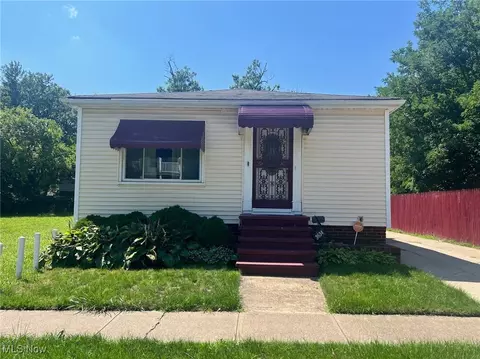 3634 E 144th St, Cleveland, OH 44120