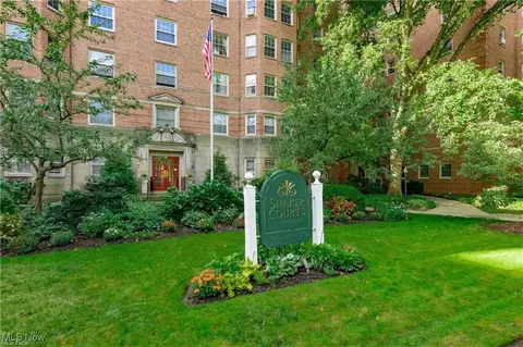 13700 Shaker Blvd #208, Cleveland, OH 44120