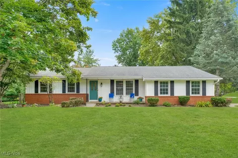 1515 Barlow Rd, Hudson, OH 44236