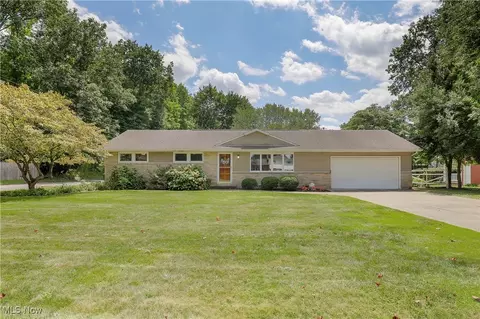 2350 Bevington St NW, Canton, OH 44709