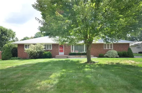 488 Knollwood Ave, Tallmadge, OH 44278