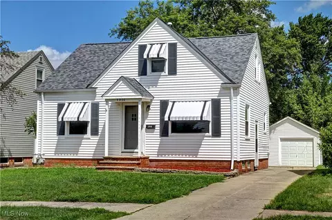 4806 Russell Ave, Parma, OH 44134