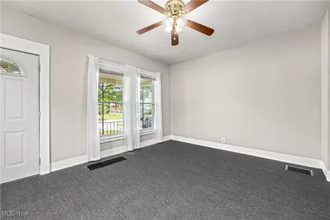 1693 E 33rd St, Lorain, OH 44055 photo 9