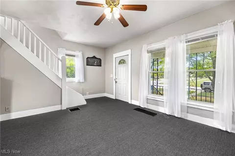 1693 E 33rd St, Lorain, OH 44055 photo 4