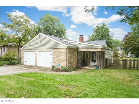 271 Lownsdale Ave, Akron, OH 44313