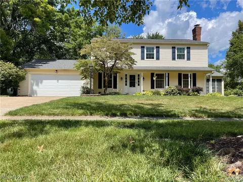 841 Damon Dr, Medina, OH 44256