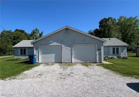 3557-3559 Mount Pleasant St NW, North Canton, OH 44720