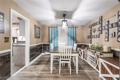 Dining - 6266 Appleridge Dr, Boardman, OH 44512 photo 2 of 2