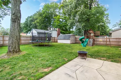 Exterior - 6266 Appleridge Dr, Boardman, OH 44512 photo 4 of 5