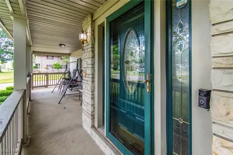 Exterior - 6266 Appleridge Dr, Boardman, OH 44512 photo 2 of 5