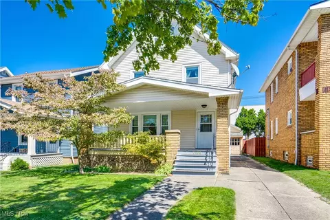 2199 Clarence Ave, Lakewood, OH 44107
