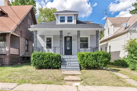 4220 Clybourne Ave, Cleveland, OH 44109
