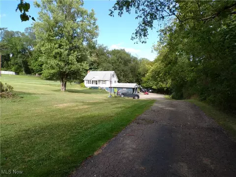 347 Ritchie Ave, Weirton, WV 26062 photo 4