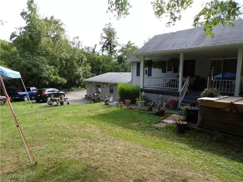 347 Ritchie Ave, Weirton, WV 26062 photo 6