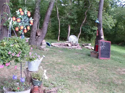 347 Ritchie Ave, Weirton, WV 26062 photo 10