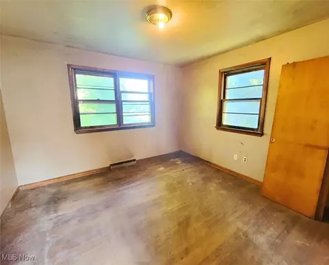 Bedroom - 2104 Dock Rd, Madison, OH 44057 photo 1 of 2