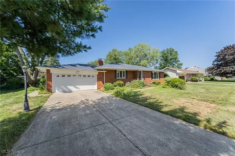 25908 Melibee Dr, Westlake, OH 44145