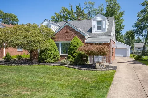1329 Washington Blvd, Mayfield Heights, OH 44124