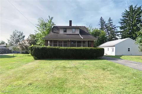 825 E Philadelphia Ave, Youngstown, OH 44502