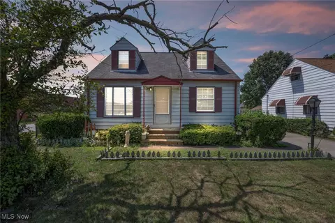 912 E 210th St, Cleveland, OH 44119