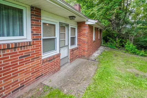 635 Manor Ave NW, Canton, OH 44708 photo 22
