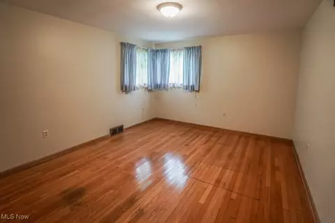 635 Manor Ave NW, Canton, OH 44708 photo 11