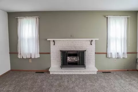 635 Manor Ave NW, Canton, OH 44708 photo 3