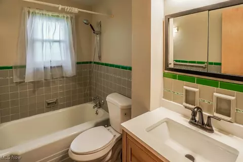 635 Manor Ave NW, Canton, OH 44708 photo 15