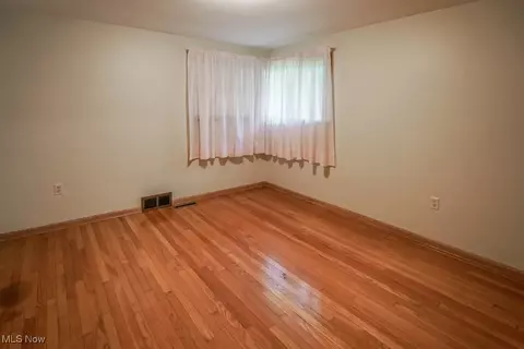 635 Manor Ave NW, Canton, OH 44708 photo 13
