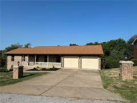 69900 The Mdws, Saint Clairsville, OH 43950