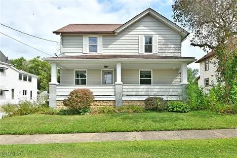 1206 Mason St, Niles, OH 44446