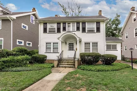 3336 Dellwood Rd, Cleveland Heights, OH 44118