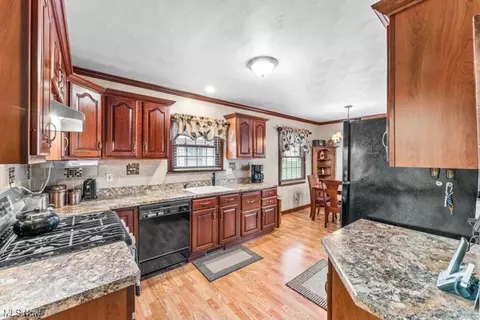 197 Mathews Rd #A, Boardman, OH 44512 photo 10
