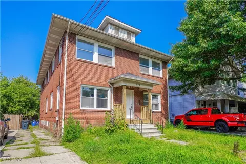 810 Thayer St, Akron, OH 44310