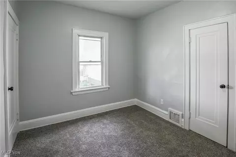 810 Thayer St, Akron, OH 44310 photo 18