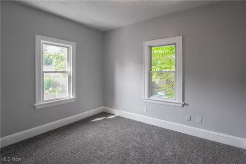 810 Thayer St, Akron, OH 44310 photo 10