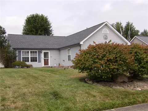 9941 Belden Dr, Windham, OH 44288