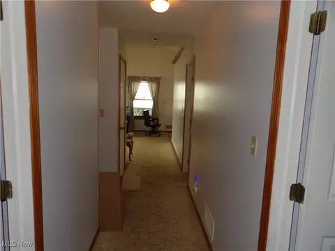 Entry Way - 9941 Belden Dr, Windham, OH 44288 photo 1 of 1