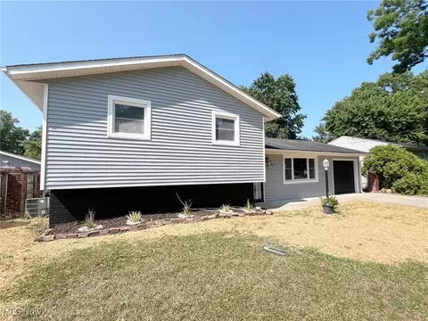 Exterior - 1939 E 42nd St, Lorain, OH 44055 photo 2 of 6