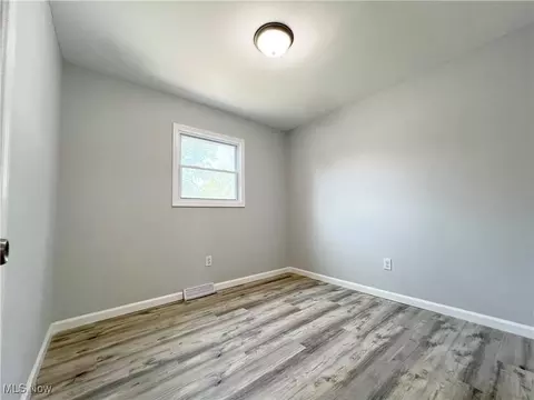 Bedroom - 1939 E 42nd St, Lorain, OH 44055 photo 5 of 6